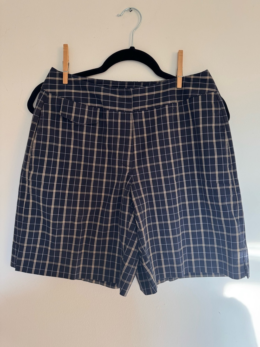 Liz Golf Women’s Navy Plaid Shorts